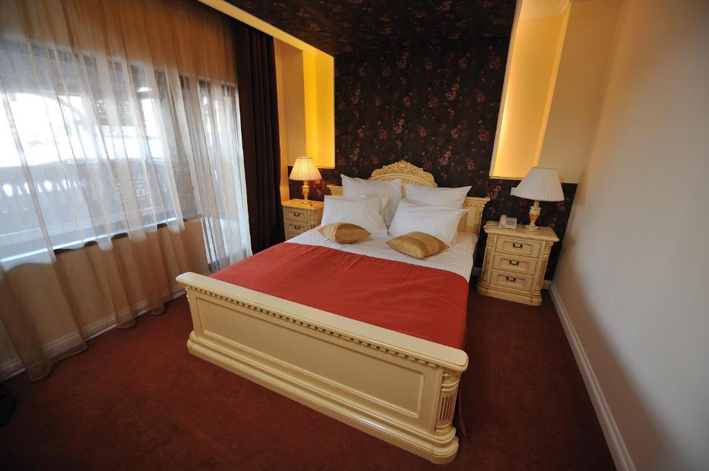ホテル Carul Din Stele Coţofenii din Faţă 部屋 写真